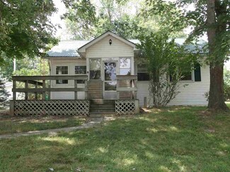 148 Larrimer St, Crane, IN 47522