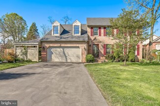 10724 Pickett Ct, Williamsport, MD 21795