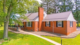 62239 Hillcrest Rd, Barnesville, OH 43713