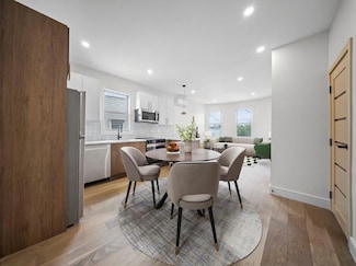 14-9 131st St, College Point, NY 11356