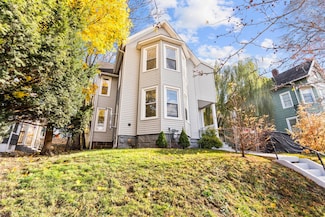 55 Lewis Ave, Meriden, CT 06451