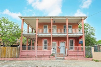 1517 Garcia St, Laredo, TX 78040