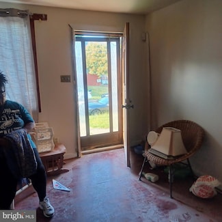 617 W 13th St, Chester, PA 19013