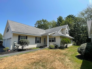 4 Kavanaugh Rd, Old Orchard Beach, ME 04064