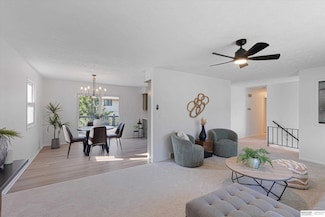 4915 Robin Dr, Omaha, NE 68157