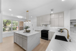 1155 Shores Blvd, Rockwall, TX 75087