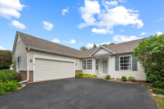 213 Stillwater Ct, Oswego, IL 60543