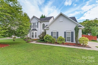 13329 Salvo Dr, Matthews, NC 28105