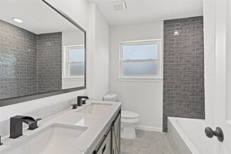 401 Sherman Ave, Pasadena, TX 77503