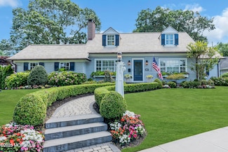 321 Pitney Ave, Spring Lake, NJ 07762