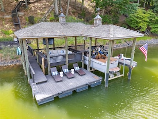 2004 Marquesas Ave, Fort Mill, SC 29708