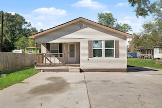 12215 Myrtle Ave, Crosby, TX 77532