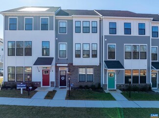 2864 Sweetbay St, Charlottesville, VA 22902