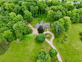98 Sugar Maple Dr, Swanton, VT 05488