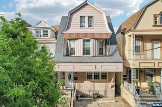 132 Kensington Ave, Jersey City, NJ 07304