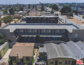 241 W 105th St, Los Angeles, CA 90003