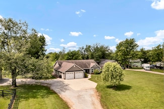 2615 Crowe Ridge Rd, Winchester, KY 40391