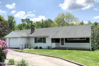 150 Main St, Vandling, PA 18421