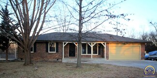 3834 SE Illinois Ave, Topeka, KS 66609
