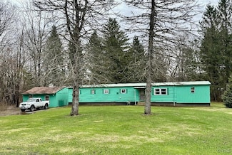 36 Scott Dr, Hannibal, NY 13074