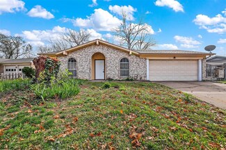 1804 Castle Rd, Arlington, TX 76014