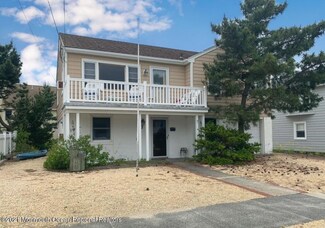 7 6th Ave, Seaside Park, NJ 08752