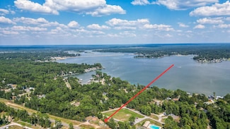 1317 Fm 3186, Onalaska, TX 77360