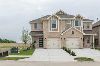 1076 Happy Holly Rd, Lavon, TX 75166