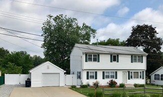 4 Celeste St, Nashua, NH 03064