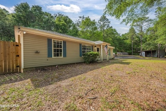 5950 Springdale Dr, Crestview, FL 32539