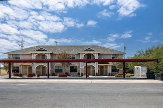 100 Ramon Cardenas Dr Unit D, Del Rio, TX 78840