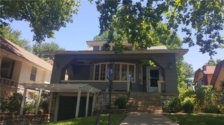 5111 Tracy Ave, Kansas City, MO 64110