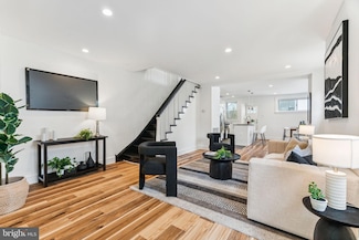 3827 Marshall Rd, Drexel Hill, PA 19026