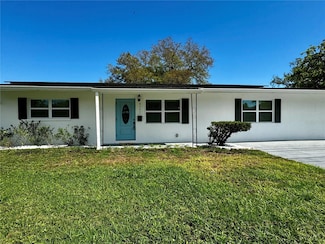 4245 1st St NE, Saint Petersburg, FL 33703
