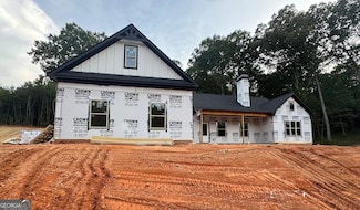 405 Ayers Creek Dr, Toccoa, GA 30577
