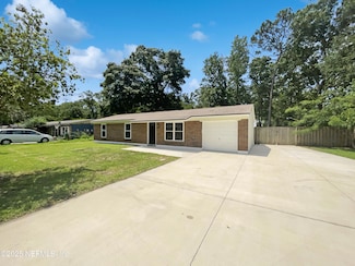 1674 Mary Beth Dr, Middleburg, FL 32068