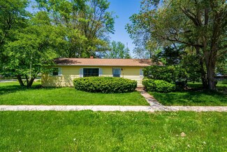 500 E Franklin St, Hudson, IL 61748