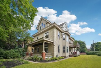 617 4th St NE, Minneapolis, MN 55413