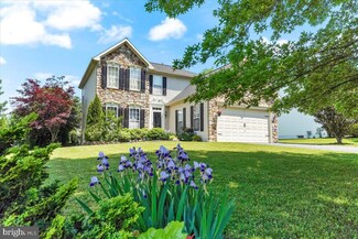 227 Flagstone Cir, Coatesville, PA 19320