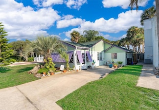 308 Due St E, New Smyrna Beach, FL 32169