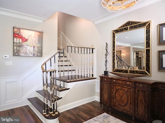 44 W Mechanic St, New Hope, PA 18938