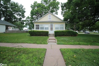 322 N 12th St, Clarinda, IA 51632