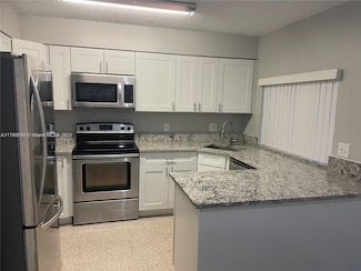4513 Treehouse Ln Unit 11C, Tamarac, FL 33319