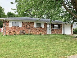 1140 Robinhood Dr, Bucyrus, OH 44820