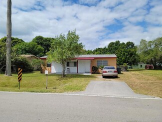 2605 S 29th St, Fort Pierce, FL 34981