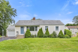 21 Frederick St, Trumbull, CT 06611