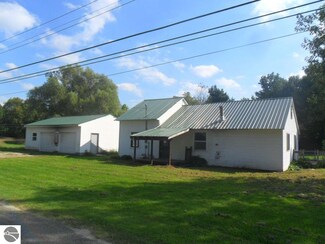 510 Spring St, Luther, MI 49656