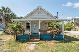 205 Raleigh Ave, Carolina Beach, NC 28428