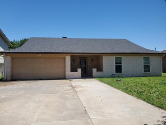 2309 S Date St, Perryton, TX 79070