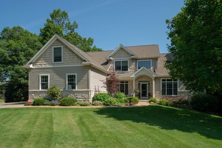 8742 Pine Island Ct N, Mattawan, MI 49071